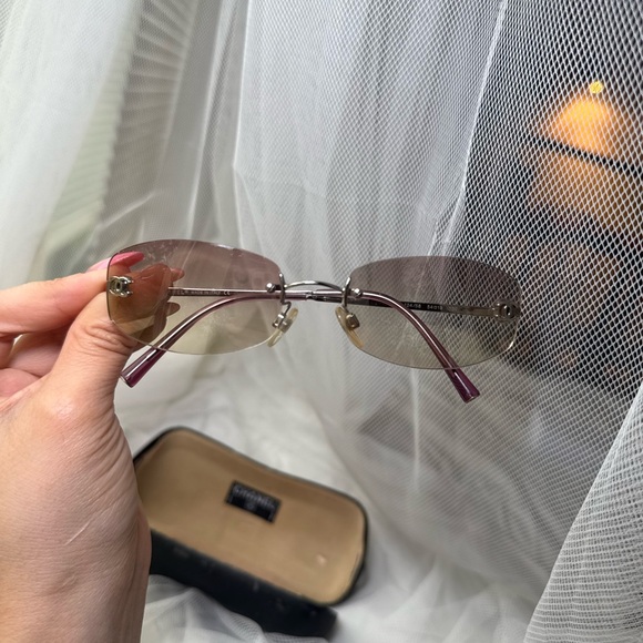 Authentic Vintage Chanel rimless sunglasses - Picture 10 of 13